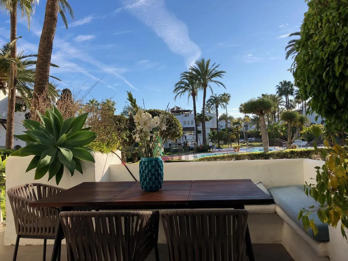 Alcazaba Beach Luxury Apartment02 Estepona 0*,