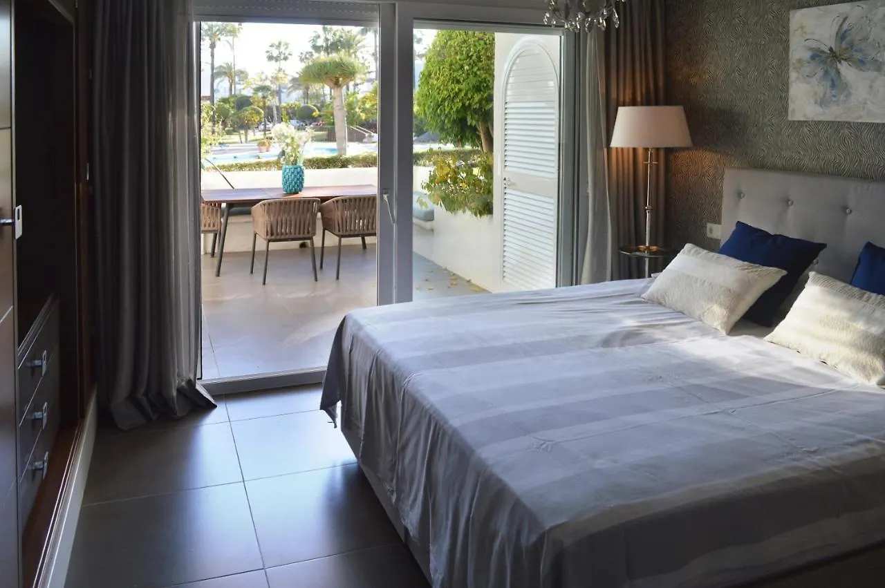 Alcazaba Beach Luxury Apartment02 Estepona